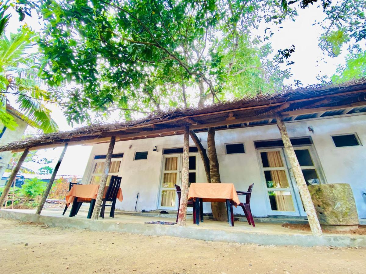 Hiriketiya Orchid Villa ディックウェラ エクステリア 写真